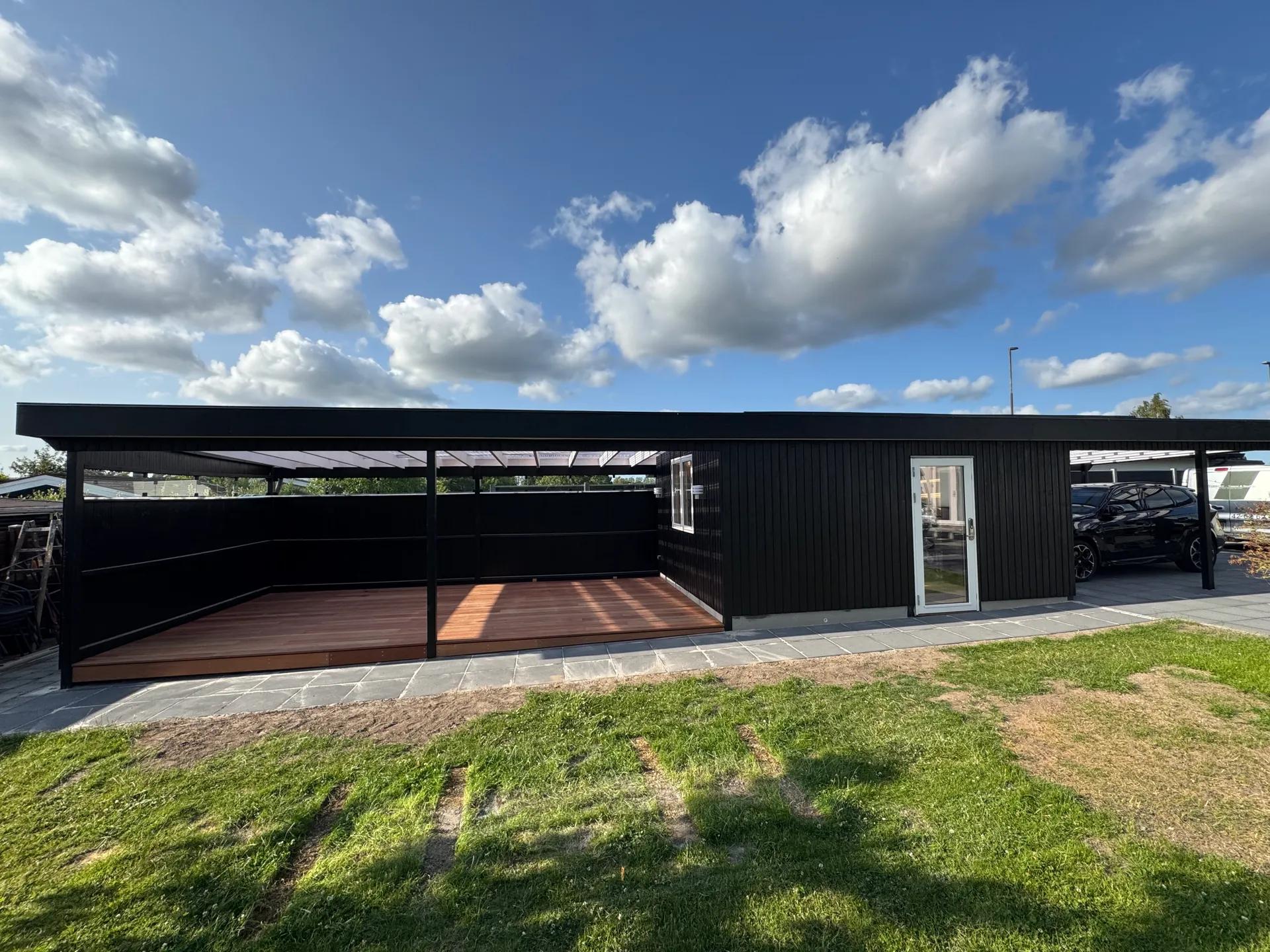 Ny træterrasse bygget af Wenneke Tømrer & Snedker ApS